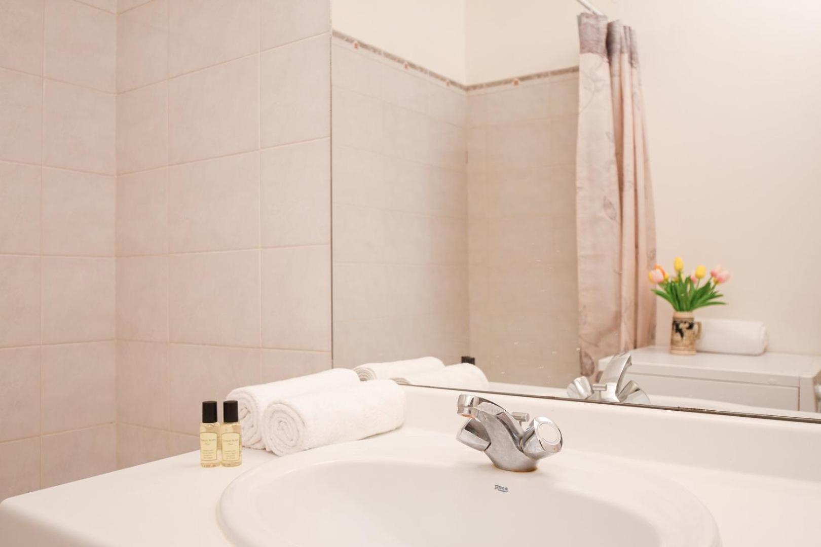 Appartement Guestready - Lumineux A Folie-mericourt *